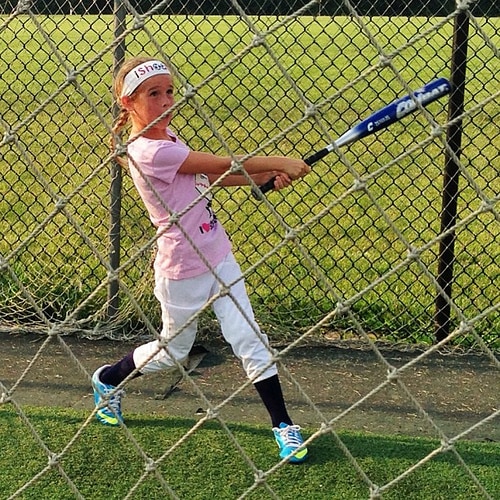 DelaneySoftballSwing