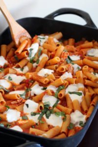 One-Skillet-Chicken-Mozzarella-Pasta