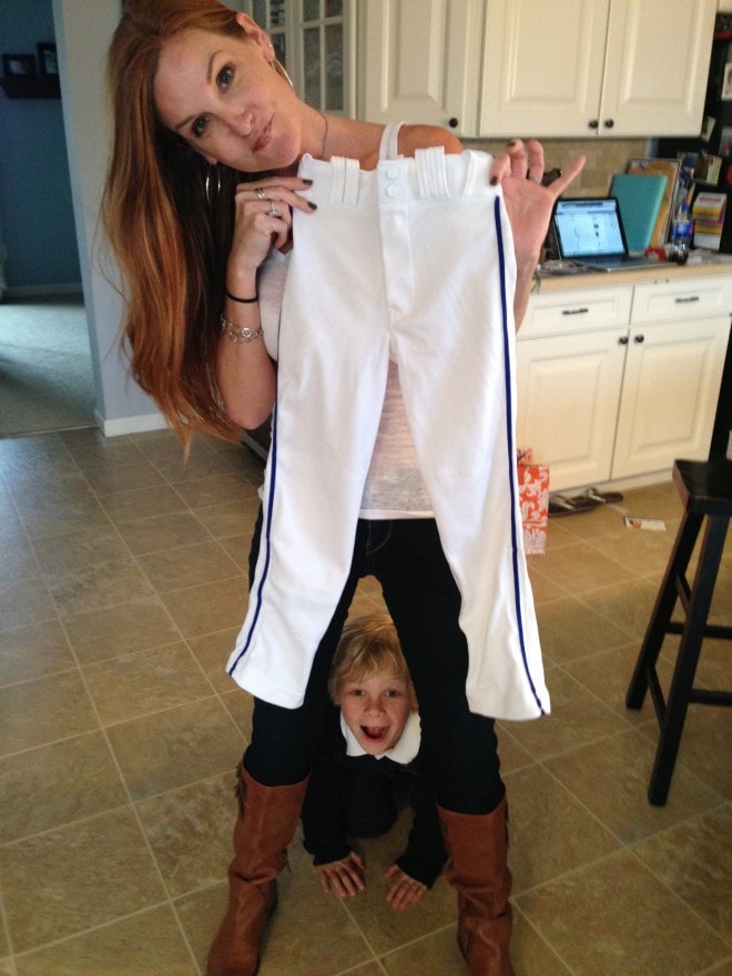 http://www.extraordinarymommy.com/blog/wp-content/uploads/2014/04/Baseball-Pants-Tide-Oxy-Clean-White.jpg