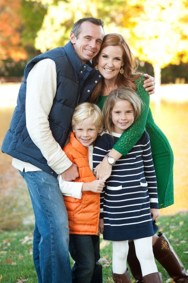 10 Tips For What To Wear For Family Photos