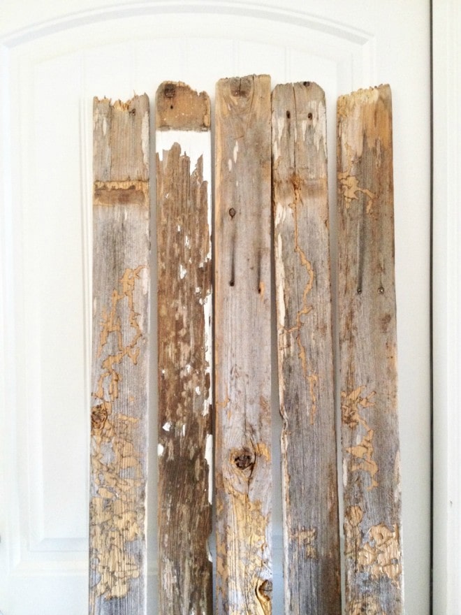 DIY RUSTIC, WEATHERED HOLIDAY CARD DISPLAY