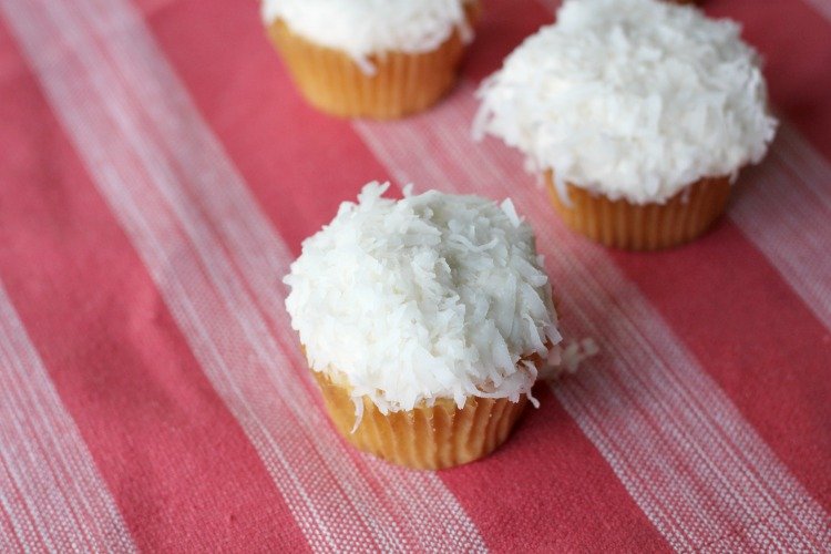 These Coconut Cream Cupcakes are delicious and so easy to make!