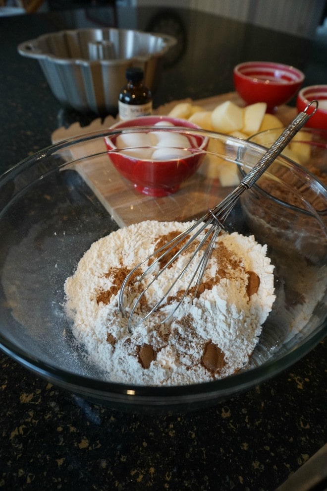 Sour Cream Apple Crumb Cake Dry