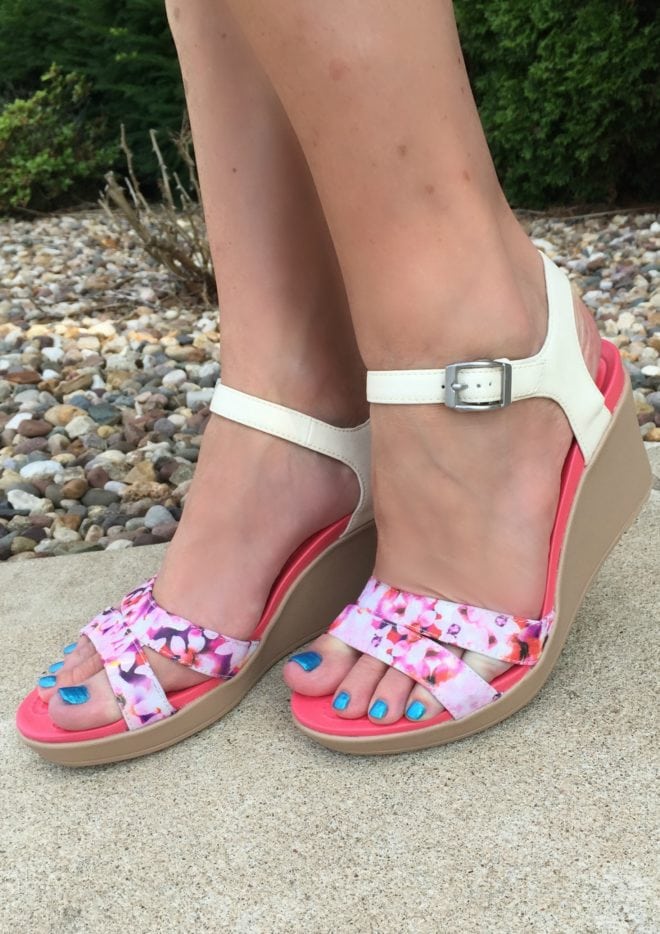 Crocs Fancy - Leigh Wedge #FindYourFun with Summer Shoe Style