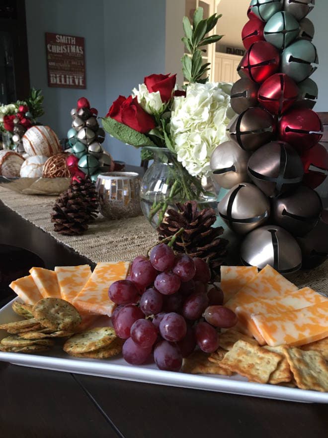 Host an Easy and Fun Girlfriends' Holiday Gift Exchange Appetizer