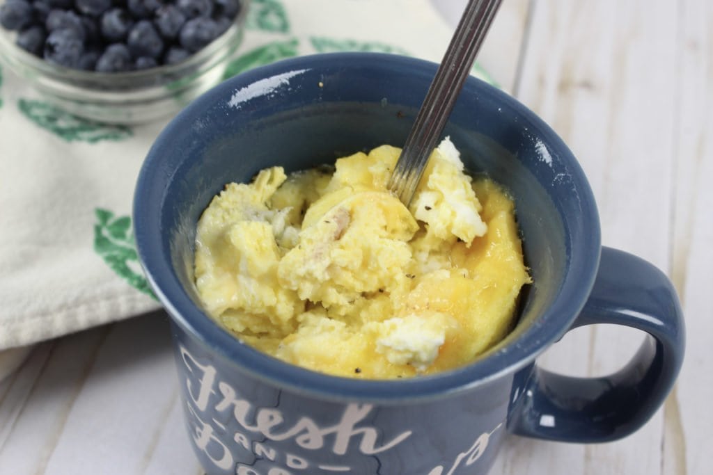 Easy Breakfast Recipe: Omelet in a Mug