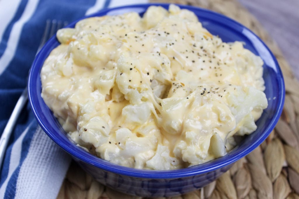 Healthy Recipe: Cauliflower Mac n Cheese - so easy and delicious.