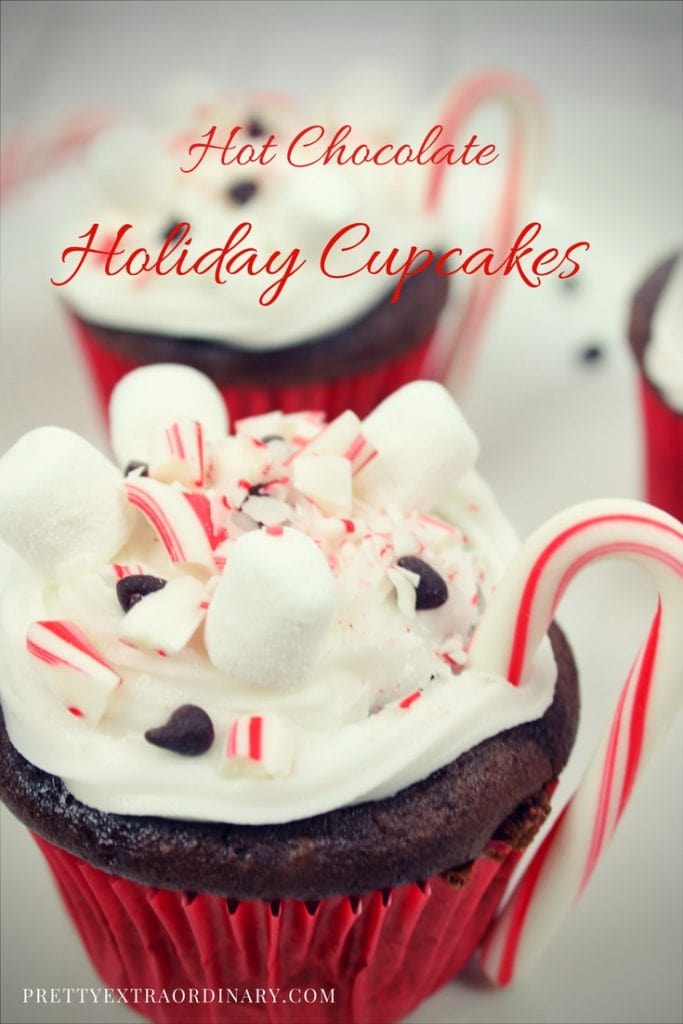 Hot Chocolate Holiday Cupcakes // PrettyExtraordinary.com