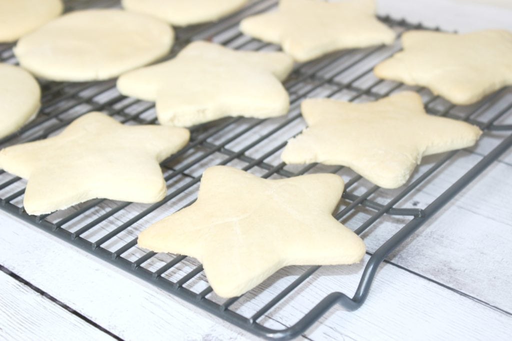 The Perfect Sugar Cookie Recipe  - this has never failed me! // PrettyExtraordinary.com