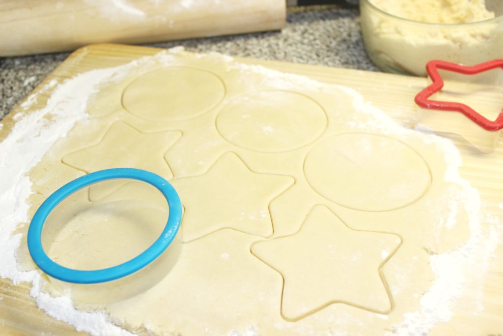 The Perfect Sugar Cookie Recipe  - this has never failed me! // PrettyExtraordinary.com