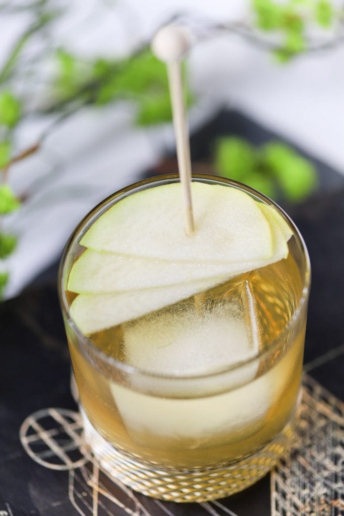 Ready to relax for the weekend or prepping to entertain friends for an evening - We have the perfect Summer Cocktail: Hard Cider Pear Cocktail 