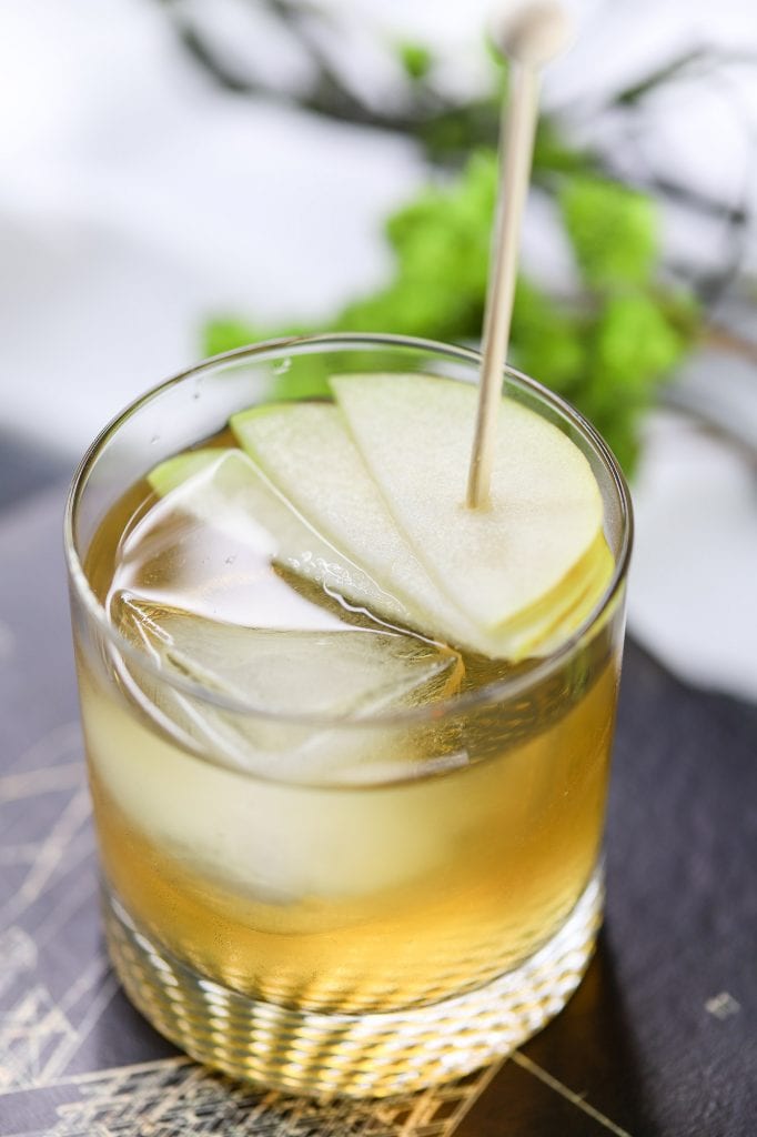 Ready to relax for the weekend or prepping to entertain friends for an evening - We have the perfect Summer Cocktail: Hard Cider Pear Cocktail 