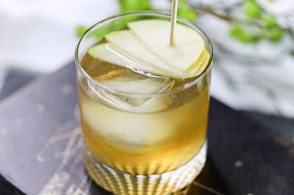 Ready to relax for the weekend or prepping to entertain friends for an evening - We have the perfect Summer Cocktail: Hard Cider Pear Cocktail 