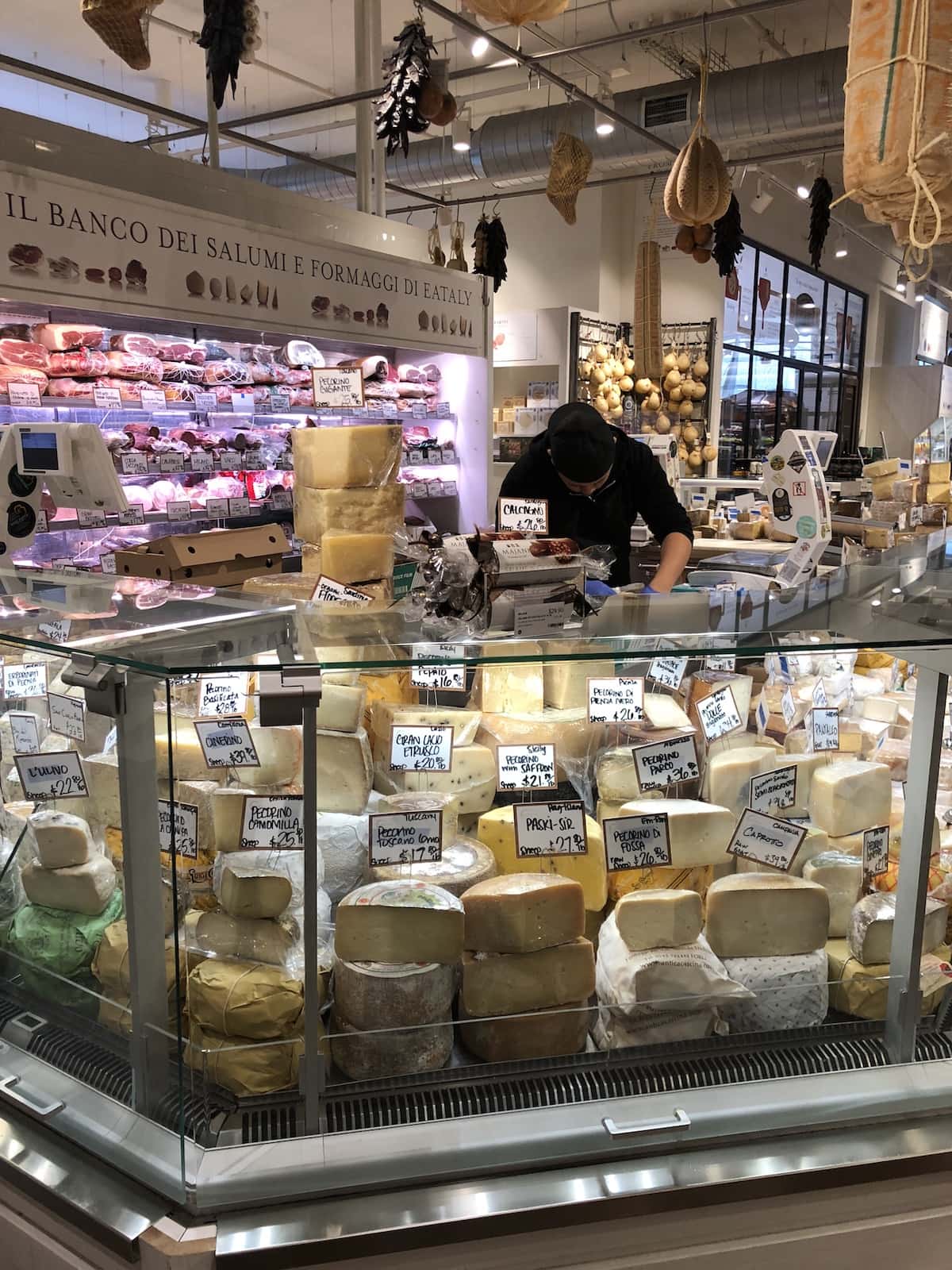 Enjoy Illinois: Exploring Chicago and the Magnificent Mile - Eataly