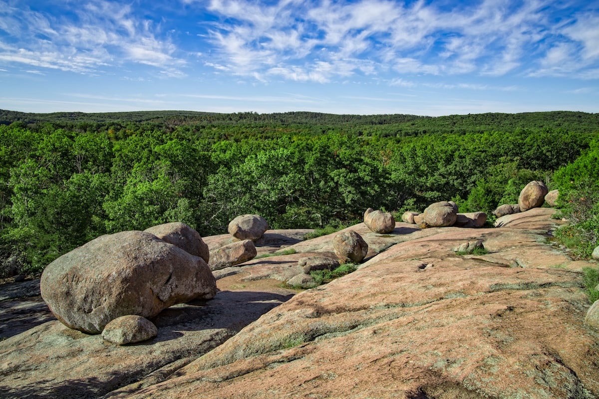 The Best Outdoor Adventures in Missouri - Elephant Rocks State Park